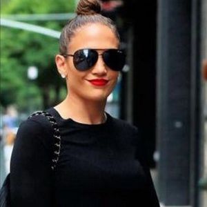 SOLD Quay Vivienne Sunglasses in Black/Smoke